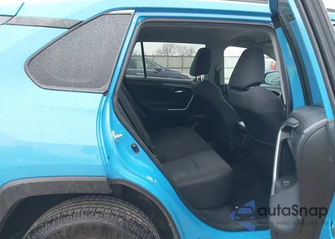 2021 Toyota Rav4 Xle из США, поврежденный, VIN 2T3W1RFVXMW119724